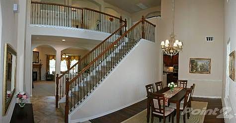 Stairs to Formal Dining1