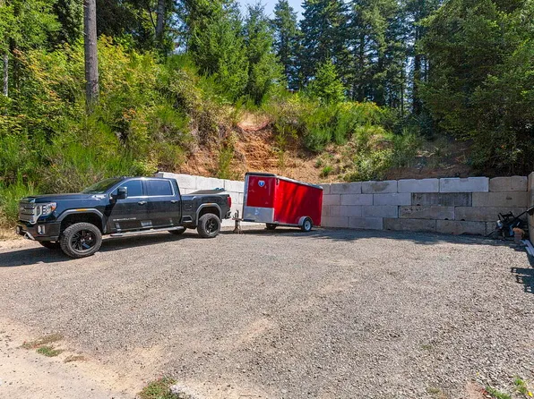 1146 NW Sunset Dr, Toledo, OR 97391