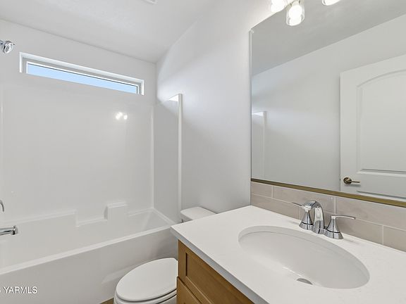 5th image of 604 Vineyard St Lot 13