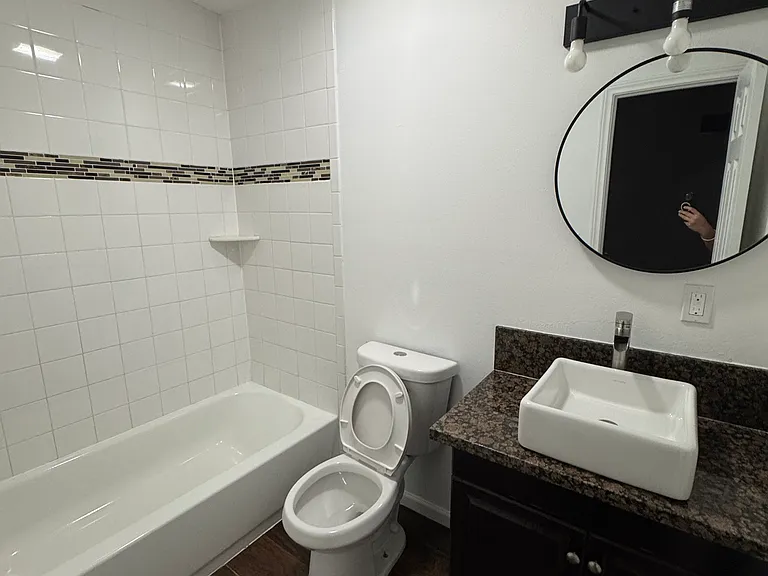 225 Armstrong St — Photo 15