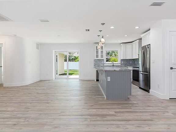 2nd image of 17440 Shirley Ave