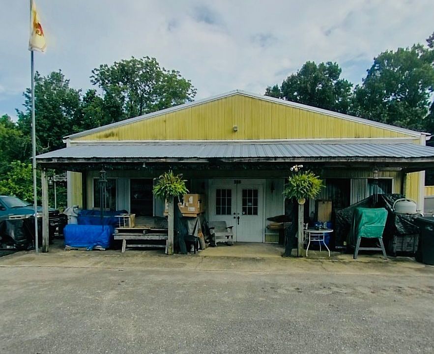 1st image of 388 Old Bear Creek Pike