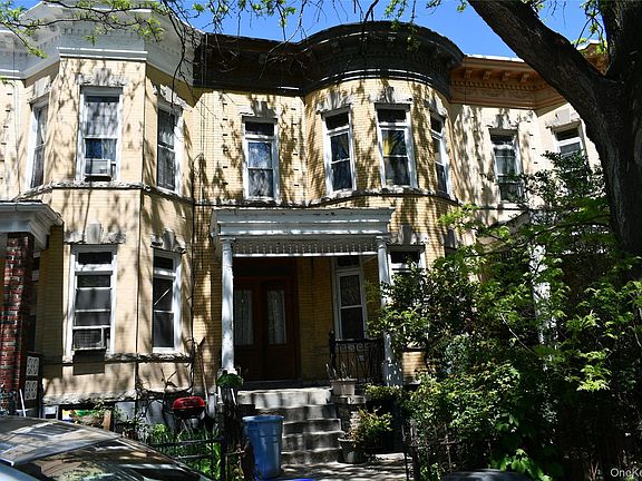 2nd image of 277 Maple Street