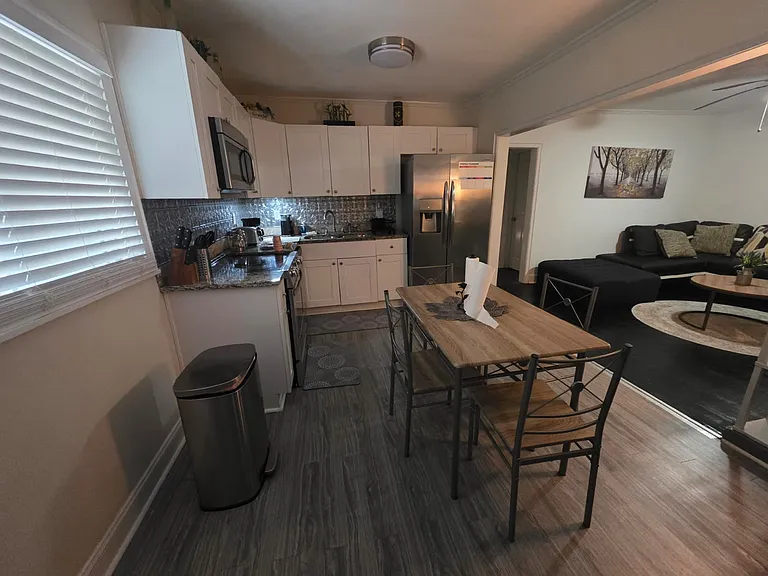 1433 Centra Villa Dr SW — Photo 3