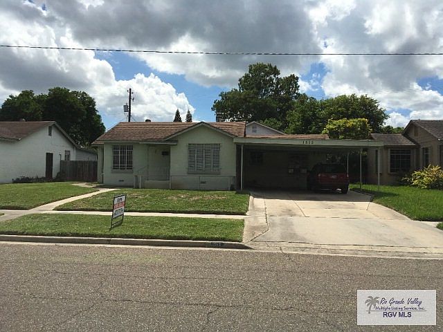 1st image of 1515 Russell Dr #5
