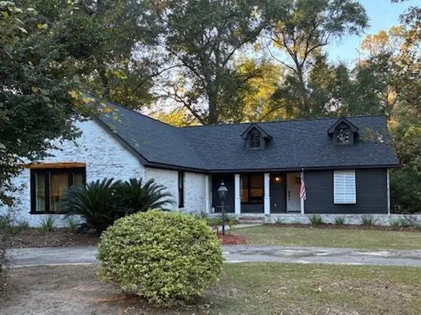 1600 Dogwood Dr, Bainbridge, GA 39819