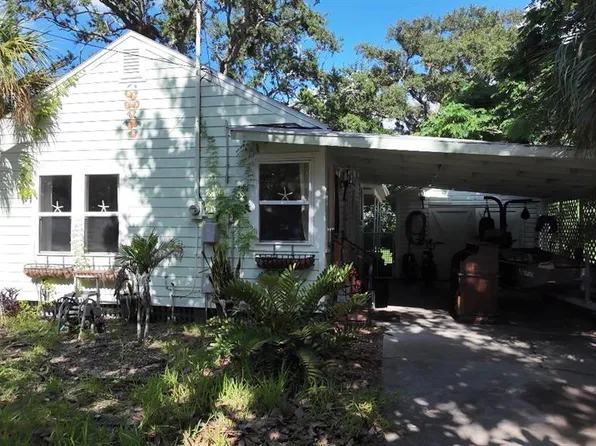 1121 ORANGE AVENUE, DUNEDIN, FL 34698