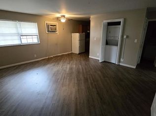 505 S Poplar St APT 8, Carbondale, IL 62901