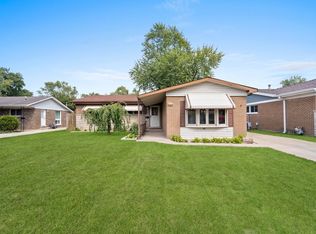 15217 Hamlin Ave, Midlothian, IL 60445