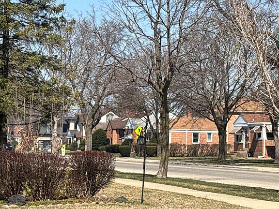 5th image of 8605 Austin Ave