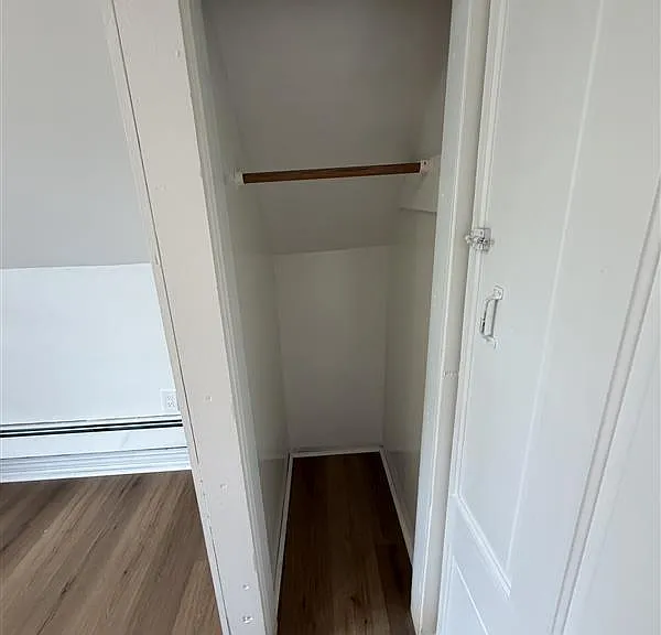 242R Valley St — Photo 12