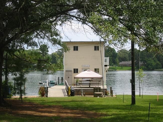 1st image of 2660 Aqua Vista Dr
