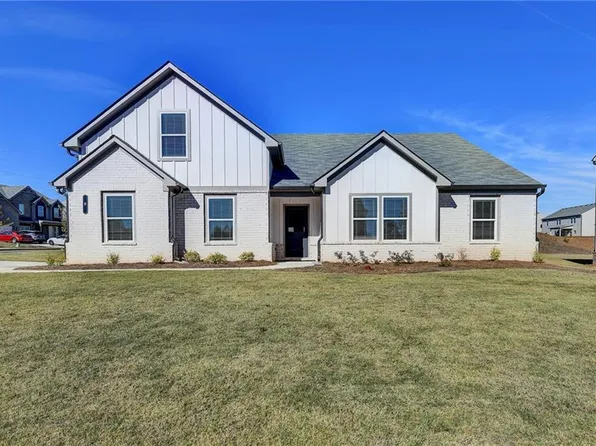 8 Longhorn Way, Auburn, GA 30011