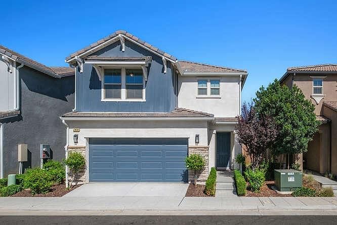1st image of 2838 N Sophie Dr