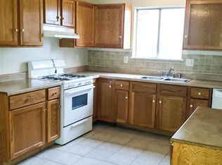6904 Cherrywood Cir, Sacramento, CA 95823