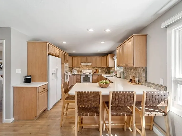 1025 Jupiter Dr — Photo 14
