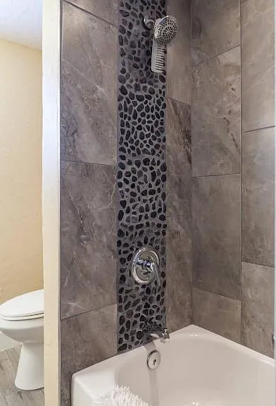 712 E Pierce St #2 — Photo 14