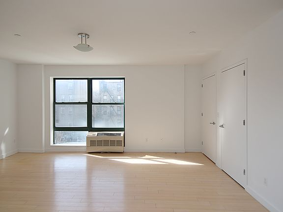 3rd image of 1076-1080 Fulton St #3E