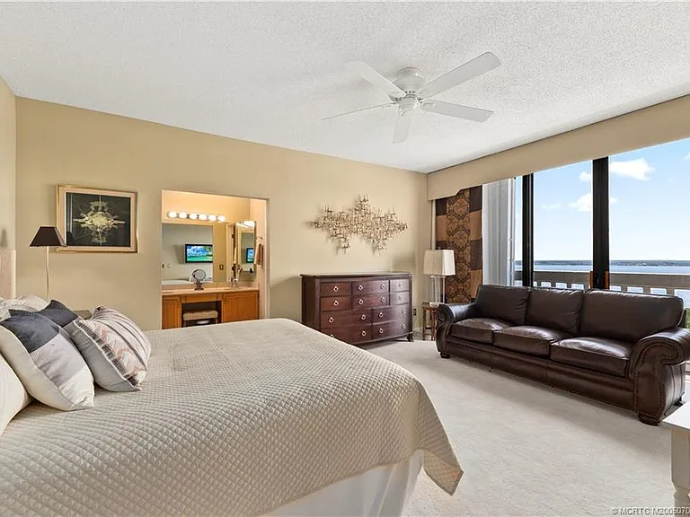 9960 S Ocean Dr #Penthouse 5 — Photo 21
