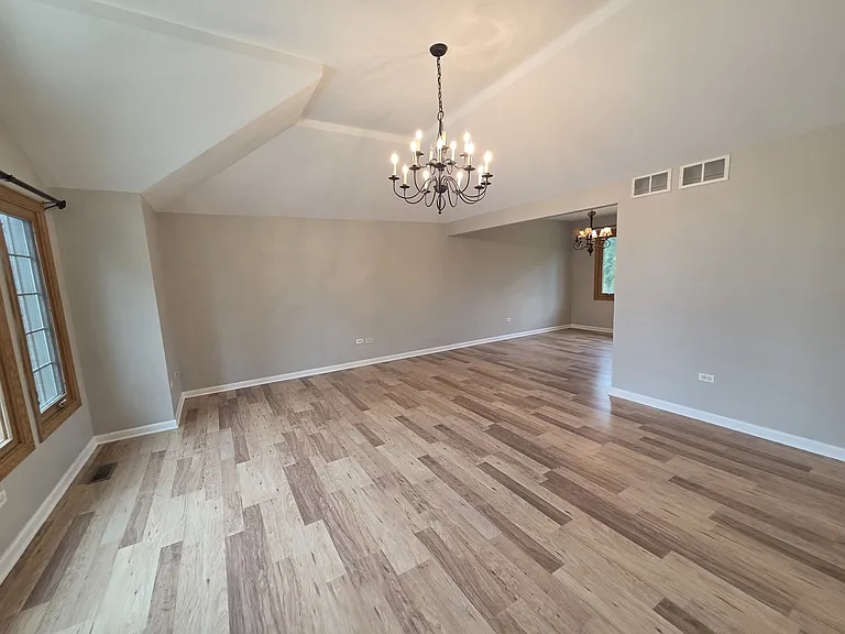 8112 Rutherford Dr — Photo 5