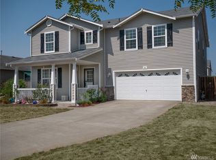 203 Silvernail St NE, Orting, WA 98360