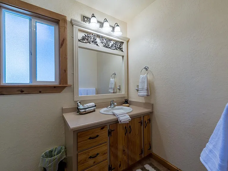 3130 Fabian Way — Photo 19
