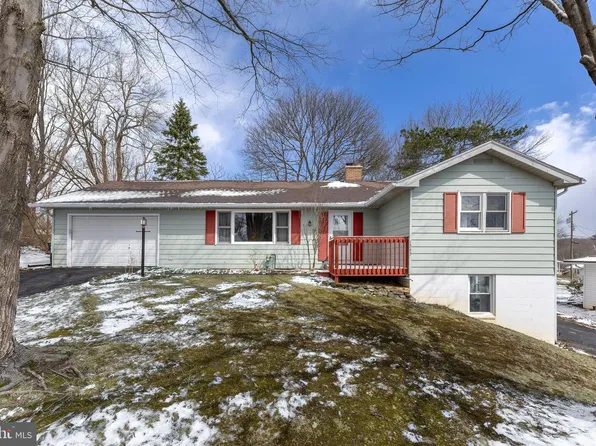 1343 Harris St, State College, PA 16803