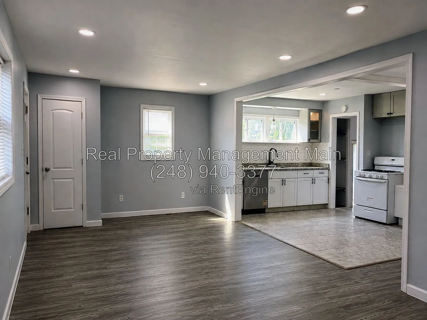 3 bed, 2.0 bath, 1218 sqft, $1,300 — Photo 3