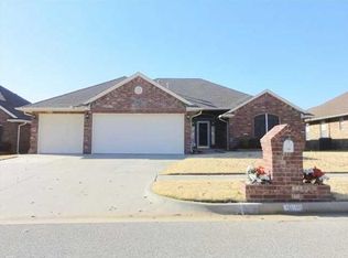 9109 Lakecrest Dr, Oklahoma City, OK 73159