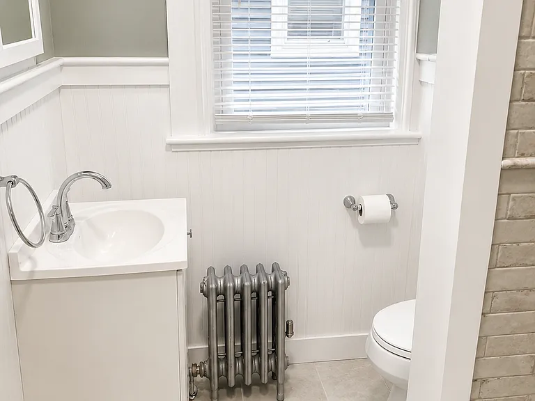 35 Pinehurst Ave #1 — Photo 3