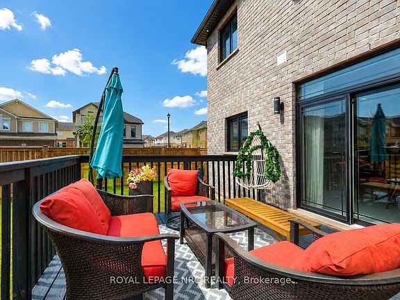 3rd image of 31 Bergenstein Cres