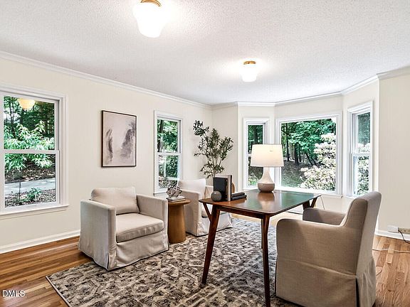 3rd image of 10101 Daviton Ct