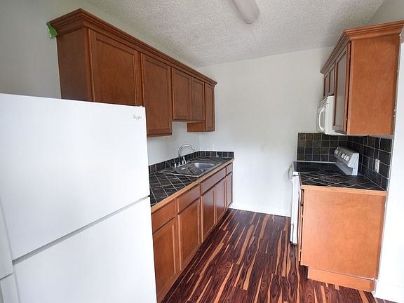 3rd image of 310 S Alabama Ave #2