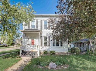 324 S Madison St, Stoughton, WI 53589