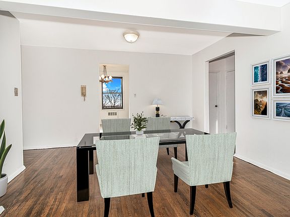 4th image of 2550 Independence Ave APT 3B