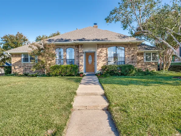 2411 Vista Glen Ln, Carrollton, TX 75007