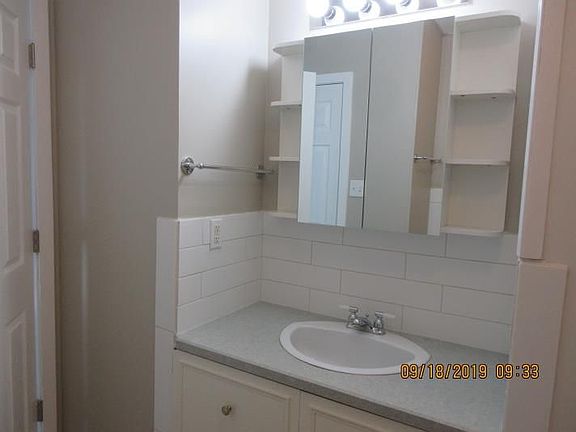 4th image of 3006 48th Ave