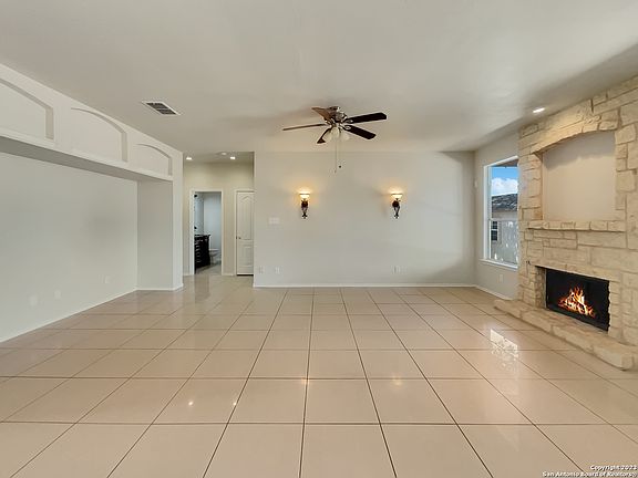 3rd image of 15407 FINCH CIR