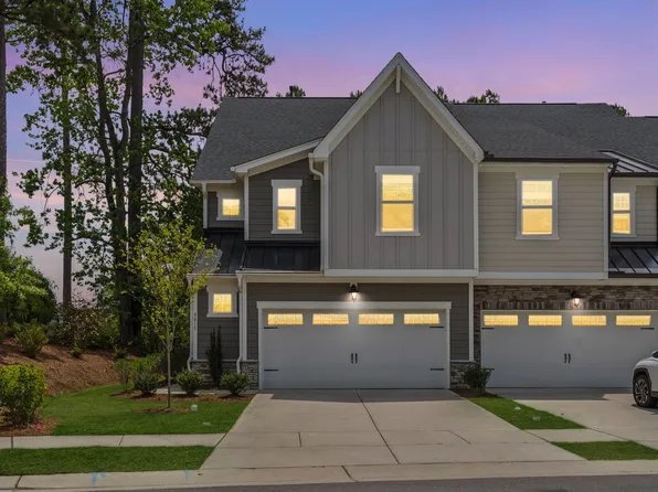 8015 Windthorn Pl, Cary, NC 27519