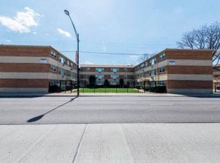 7901 S Paxton, Chicago, IL 60617