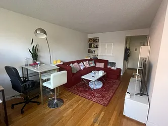 Rented by K & O Realty Associates Inc.