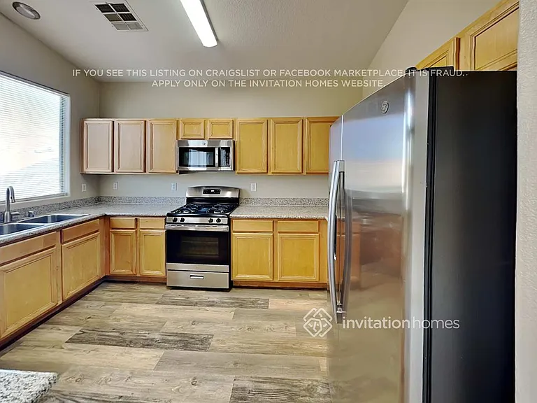 7617 Burning Falls Dr — Photo 9