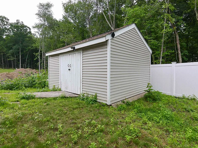49 Academy Ave — Photo 30
