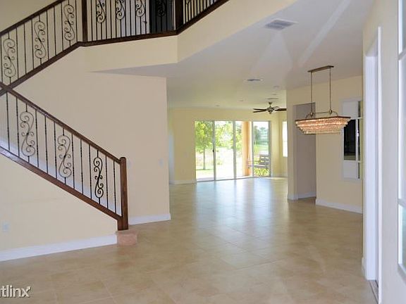 4th image of 2431 Bellarosa Cir