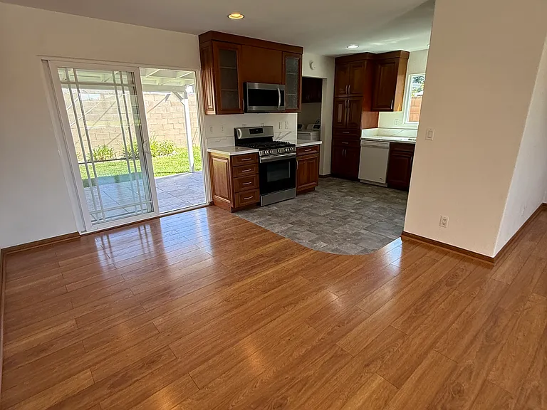 15502 Eliot Cir — Photo 14