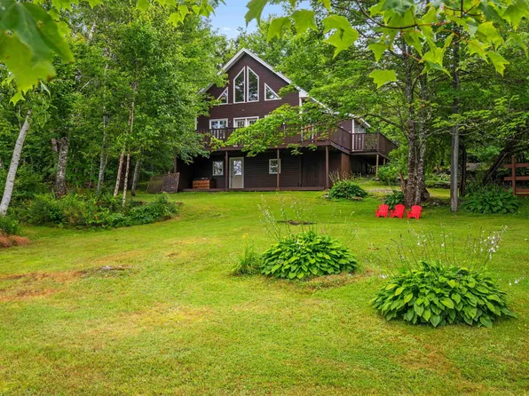 59 W Side Rd, Sheet Harbour, NS B0J 3B0