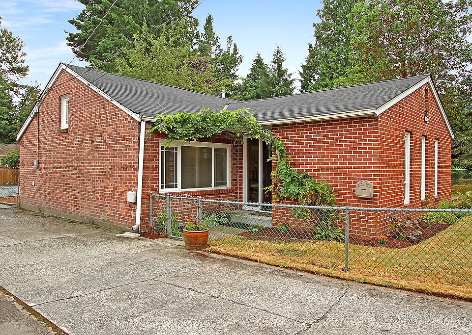 1st image of 17024 10th Ave NE