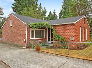 17024 10th Ave NE, Shoreline, WA 98155