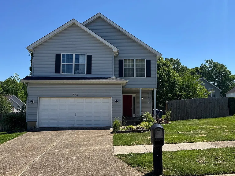 7901 Bridlewood Pl — Photo 1