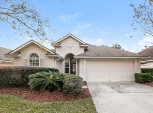 1723 Rustling Dr, Fleming Island, FL 32003